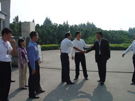 省領(lǐng)導、市領(lǐng)導來(lái)我司進(jìn)行視察、指導
